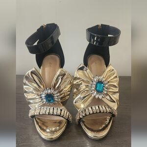 Azalea Wang Blaire Gold Heels! Worn Once!- Used